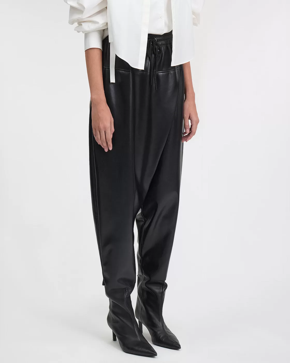 pants_lucie_2.webp Mes Demoiselles Paris Pants^pants Lucie Black